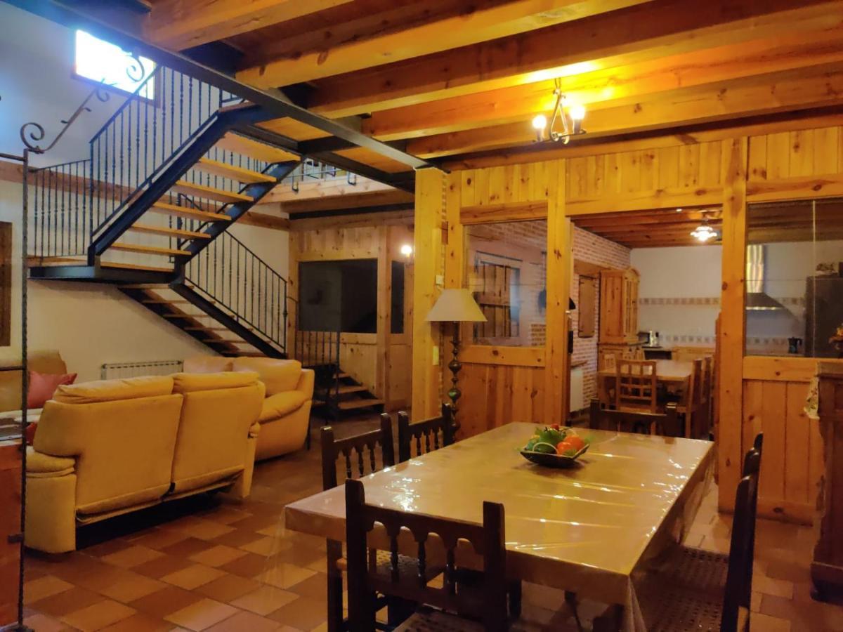 Miguelanez Casa Rural El Arroyo מראה חיצוני תמונה